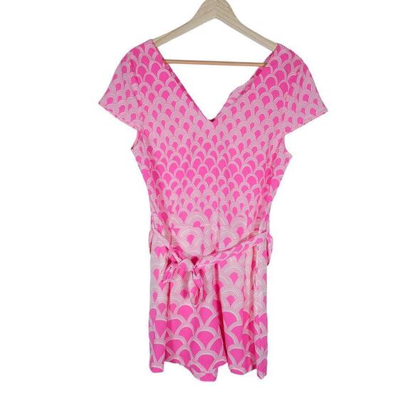 Julie Brown Womens Romper Short 4 Pink V Neck Scallop Print Tie Waist Cap Sleeve - Picture 1 of 16